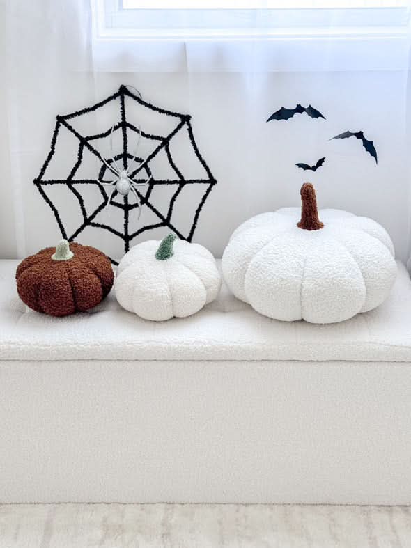 Small Pumpkin Cushion