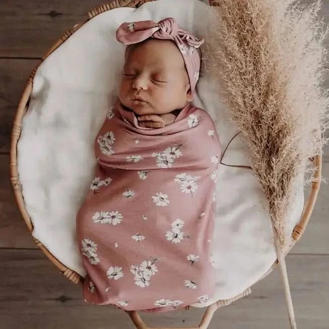 Daisy Snuggle Hunny Newborn Set - Timber Tinkers