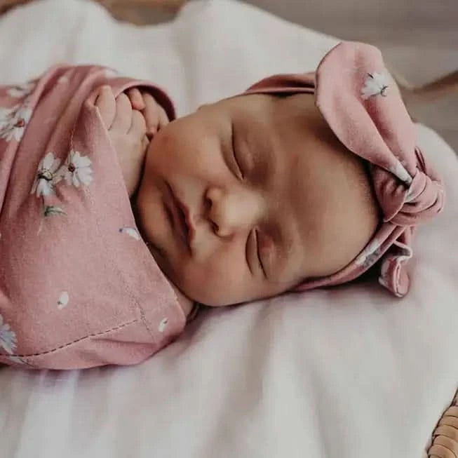 Daisy Snuggle Hunny Newborn Set - Timber Tinkers