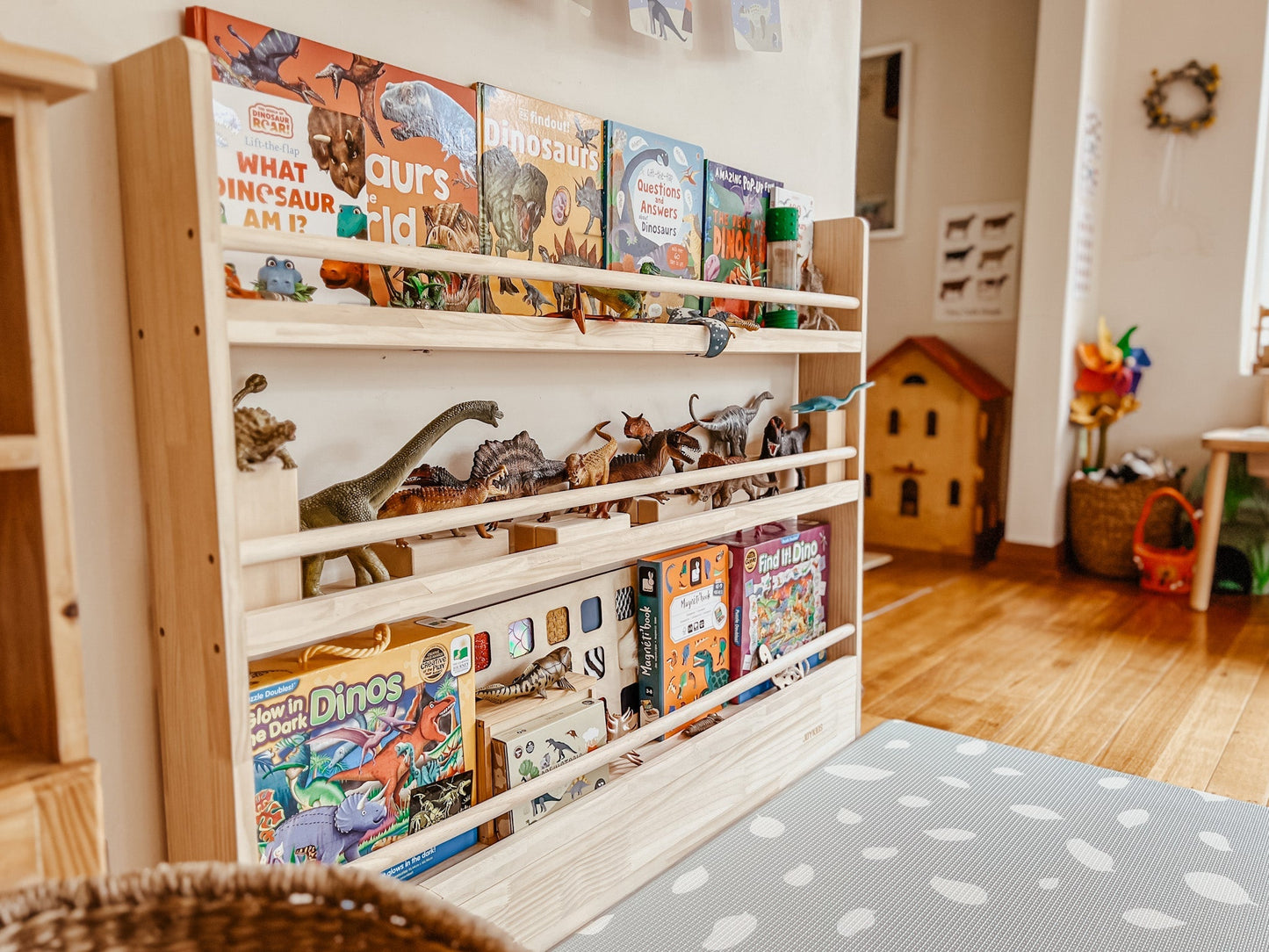 Front Facing Bookshelf with 3 Tier - SolidWood