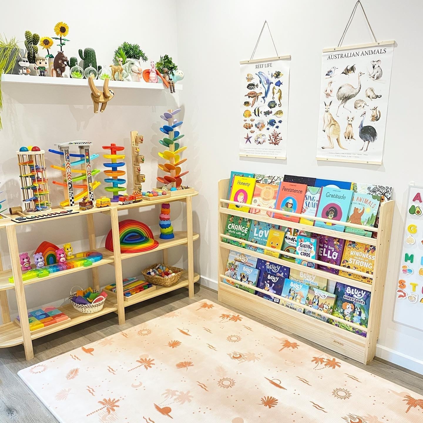 Front Facing Bookshelf with 3 Tier - SolidWood