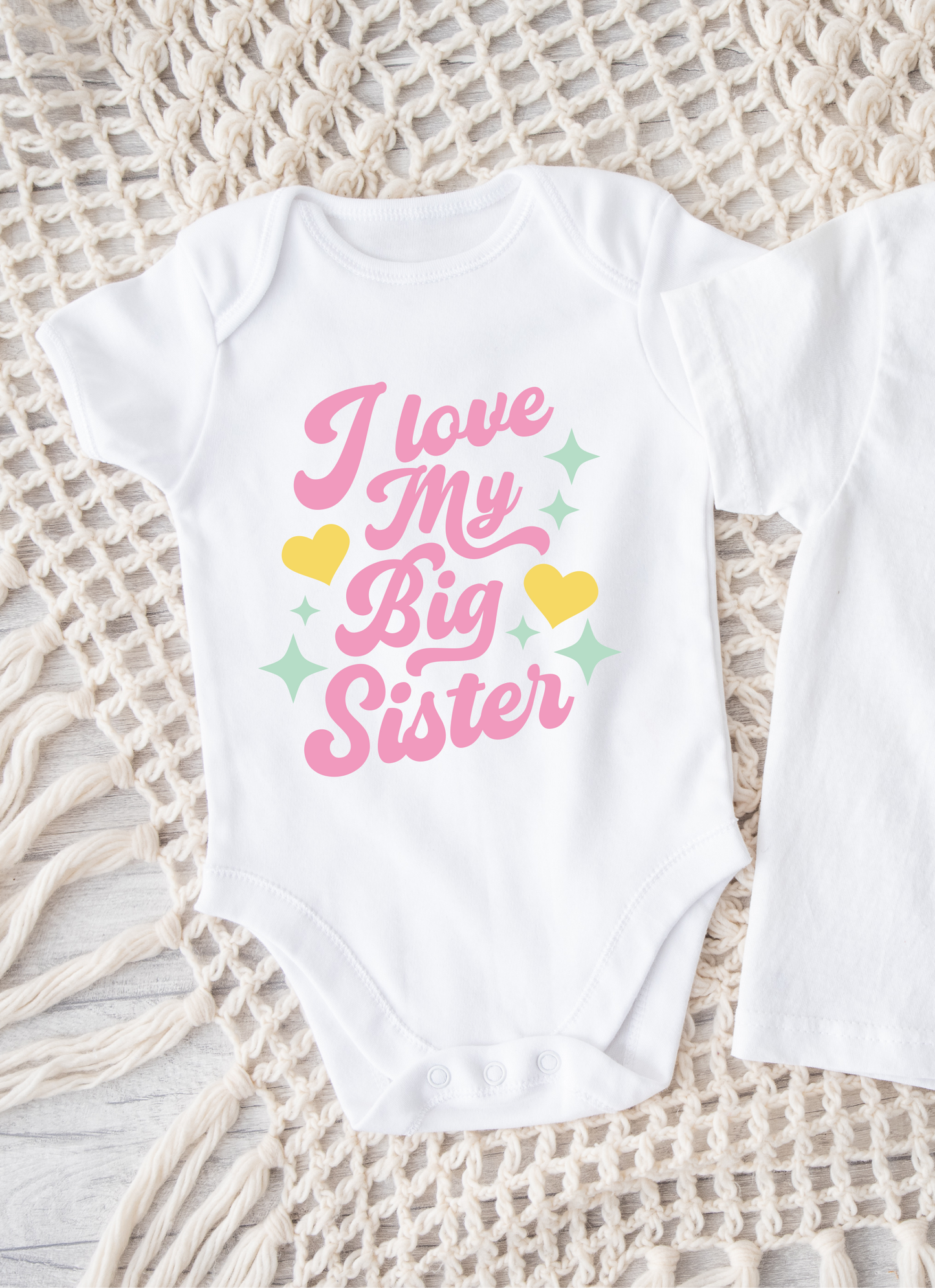 I love my big sister heart white Tshirt/Onesie