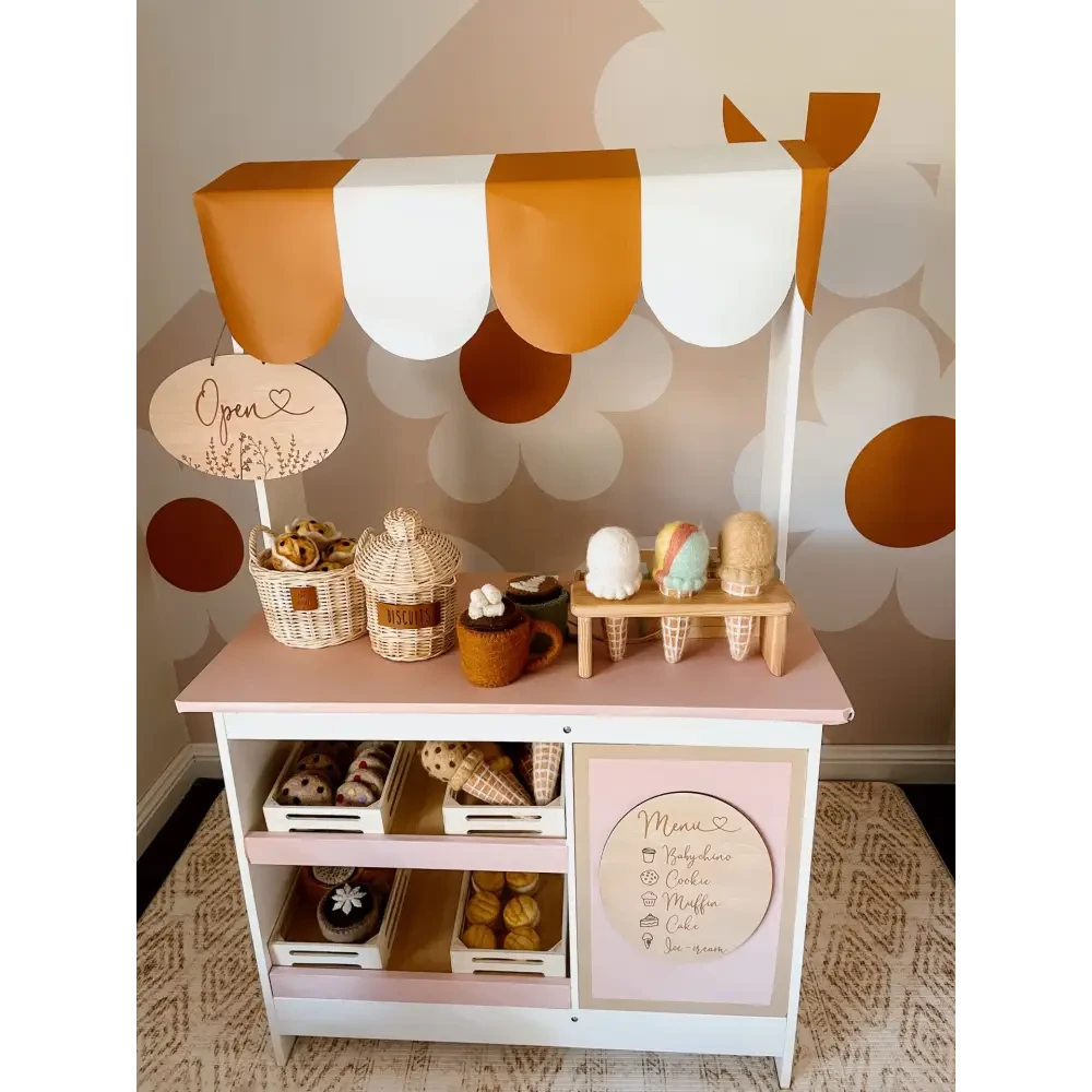 Oval Kids Menu - Timber Tinkers