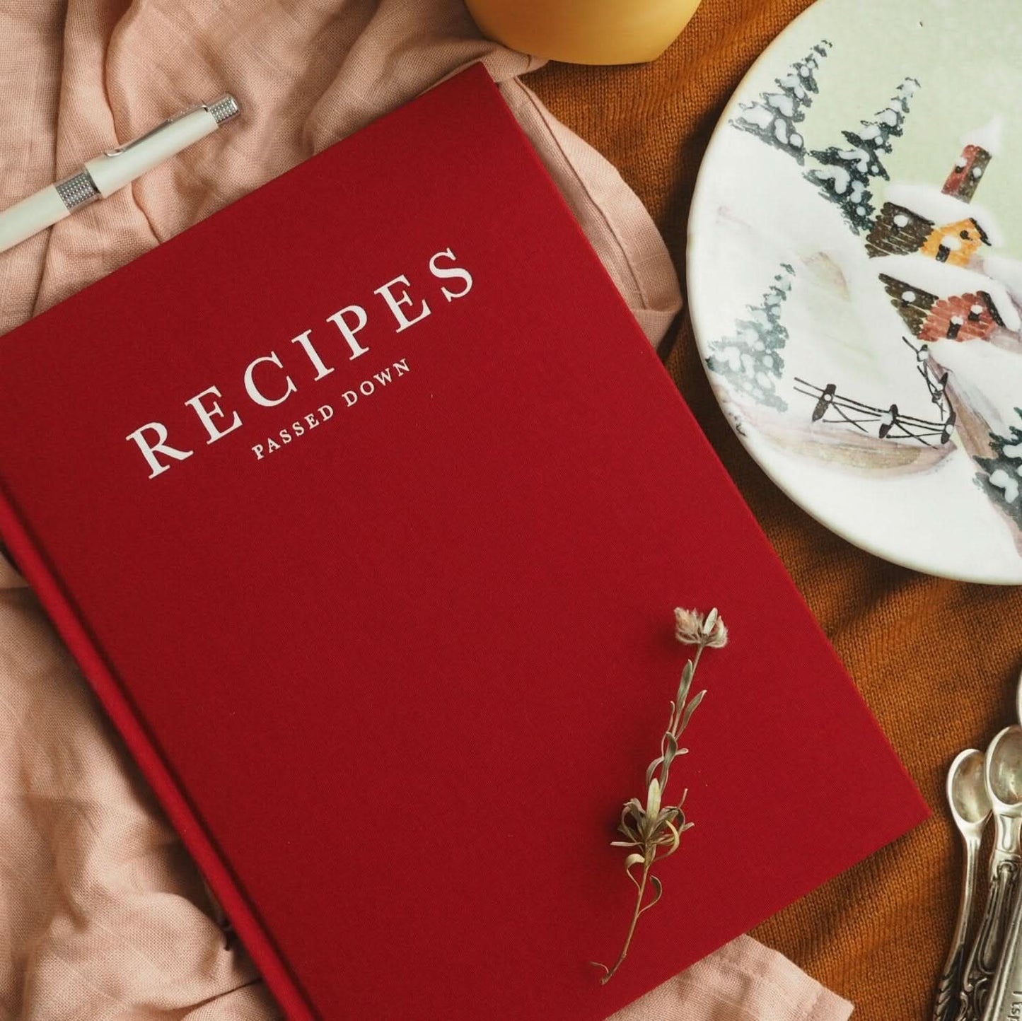 Recipe Journal - Recipes passed down (red)