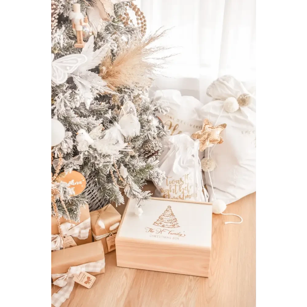 Vintage Tree Christmas Box - Timber Tinkers