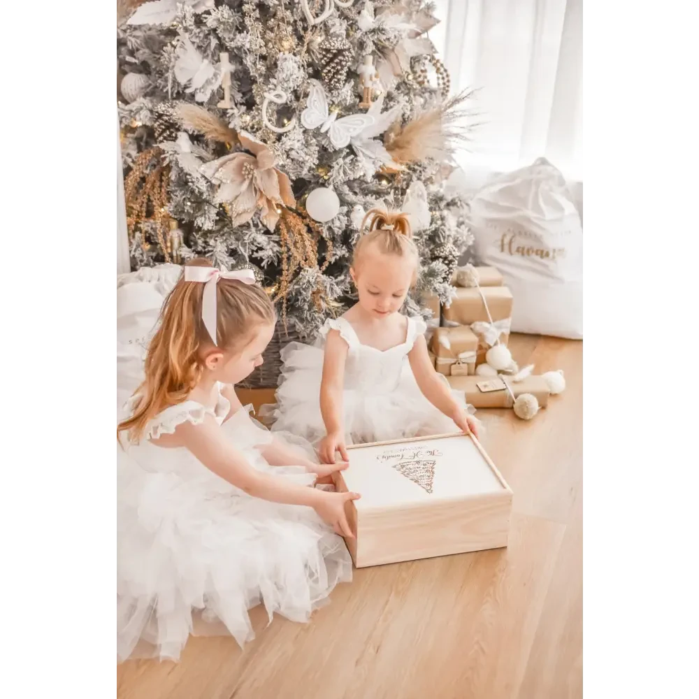 Vintage Tree Christmas Box - Timber Tinkers