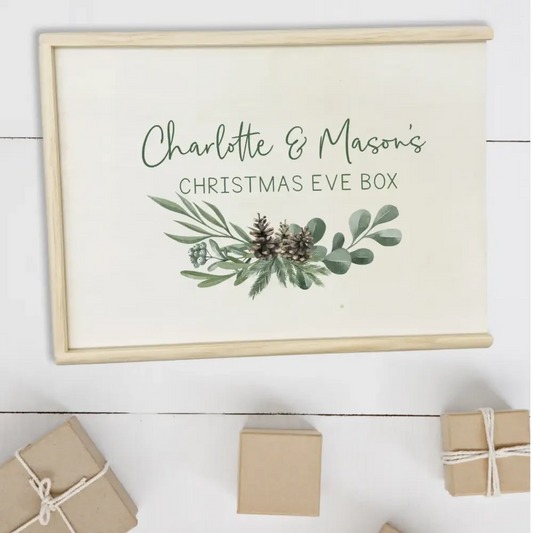 Christmas Box - Green Wreath - Timber Tinkers